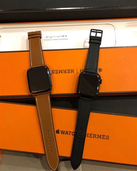 apple watch hermes silver case.